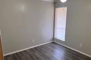 806 Phillips Dr, Ennis, TX 75119 - Photo 19