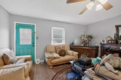 212 Crystalwood Drive, Mesquite, TX 75149 - Photo 9