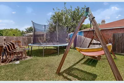 212 Crystalwood Drive, Mesquite, TX 75149 - Photo 29