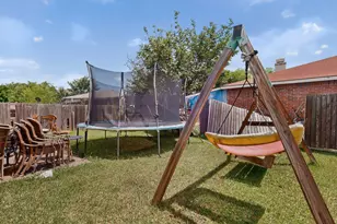 212 Crystalwood Dr, Mesquite, TX 75149 - Photo 29