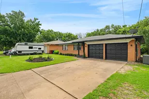 420 W Anita St, Sherman, TX 75092 - Photo 3
