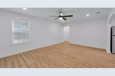 2525 Cole Avenue, Waco, TX 76707 - Photo 3
