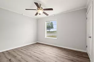 810 S Western Hls Dr, Howe, TX 75459 - Photo 15