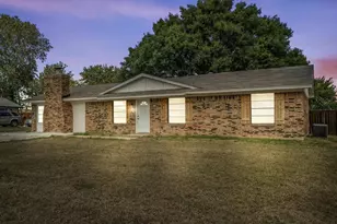 810 S Western Hls Dr, Howe, TX 75459 - Photo 1