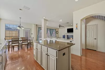 6817 Lake Meadow Lane, Sachse, TX 75048 - Photo 5