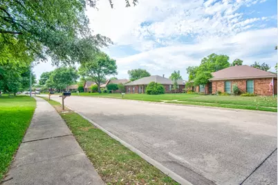 1410 Flameleaf Drive, Allen, TX 75002 - Photo 3