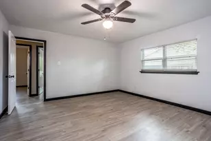 1206 Oakbluff Dr, Lancaster, TX 75146 - Photo 13
