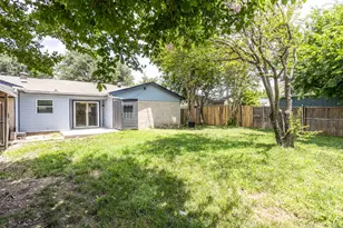 1206 Oakbluff Dr, Lancaster, TX 75146 - Photo 21