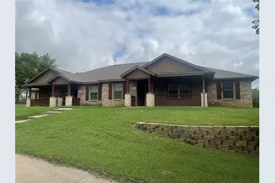896 W 1st Street, Maypearl, TX 76064 - Photo 1
