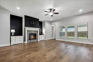 541 Harvest Grove Dr, Waxahachie, TX 75165 - Photo 13