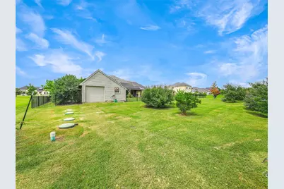 4428 Lake Breeze Drive, McKinney, TX 75071 - Photo 31