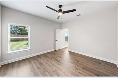 905 Cedar Street, Hutchins, TX 75141 - Photo 5