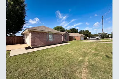 309 Marshall Creek Road, Roanoke, TX 76262 - Photo 21