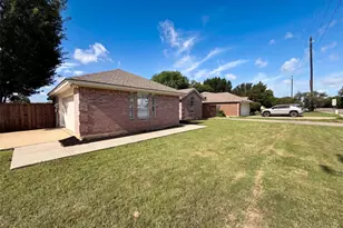 309 Marshall Creek Rd, Roanoke, TX 76262 - Photo 21