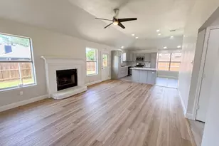 309 Marshall Creek Rd, Roanoke, TX 76262 - Photo 3