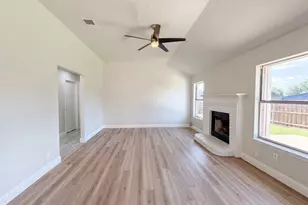 309 Marshall Creek Rd, Roanoke, TX 76262 - Photo 7