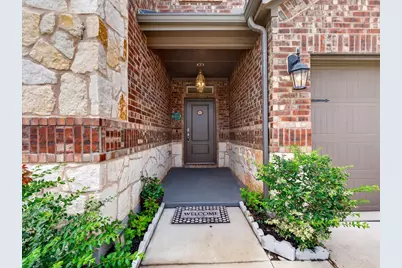 10616 Breezeway Drive, Aubrey, TX 76227 - Photo 5