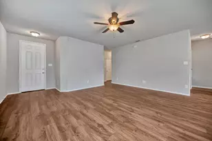 3117 Antler Point Dr, Fort Worth, TX 76108 - Photo 3