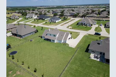 1401 Oliver Creek Lane, Justin, TX 76247 - Photo 37