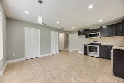 1732 Delaford Court, Carrollton, TX 75007 - Photo 11