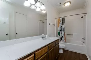 2301 Kingsford Ct, Arlington, TX 76017 - Photo 19