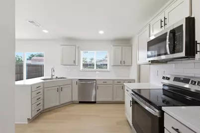 5633 Truitt Street, The Colony, TX 75056 - Photo 9
