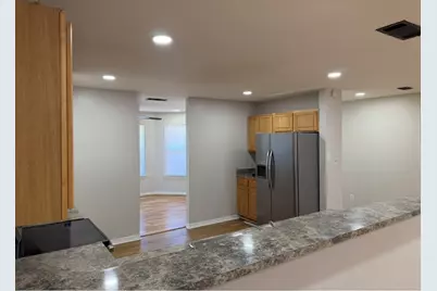 2526 Bishop Allen Lane, Dallas, TX 75237 - Photo 5