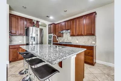 7340 Beranger Drive, Irving, TX 75063 - Photo 11