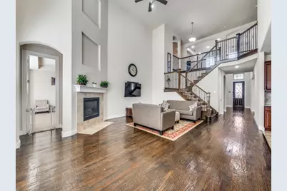 7340 Beranger Drive, Irving, TX 75063 - Photo 9