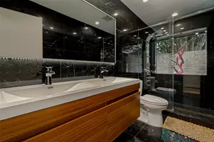 6418 Covecreek Pl, Dallas, TX 75240 - Photo 23