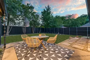 6418 Covecreek Pl, Dallas, TX 75240 - Photo 31