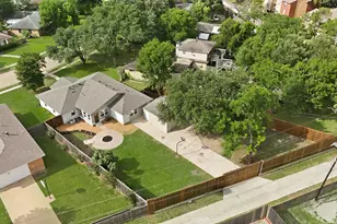 6333 Symphony Ln, Dallas, TX 75227 - Photo 39