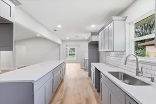 6333 Symphony Ln, Dallas, TX 75227 - Photo 17