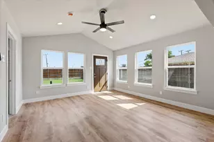 6333 Symphony Ln, Dallas, TX 75227 - Photo 31