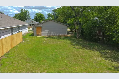 3504 Strong Avenue, Fort Worth, TX 76105 - Photo 15