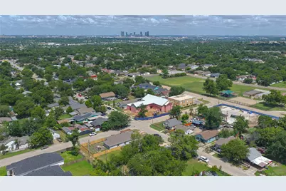 3504 Strong Avenue, Fort Worth, TX 76105 - Photo 5