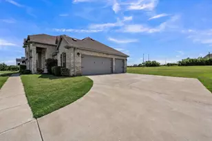 231 Berkeley Dr, Waxahachie, TX 75167 - Photo 3