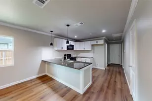 3115 Hunter St, Fort Worth, TX 76112 - Photo 7