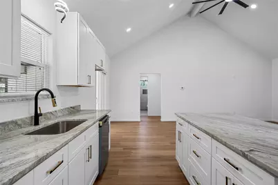 1630 Egan Lane, Waco, TX 76705 - Photo 13