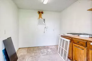 2308 Thornton St, San Saba, TX 76877 - Photo 29