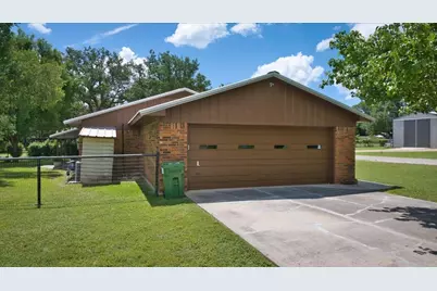 2308 Thornton Street, San Saba, TX 76877 - Photo 23