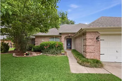 1325 Rio Grande Drive, Benbrook, TX 76126 - Photo 3