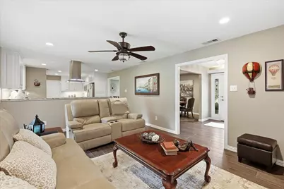 2231 N Mill Street, Lewisville, TX 75057 - Photo 9