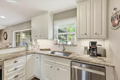 2231 N Mill Street, Lewisville, TX 75057 - Photo 15