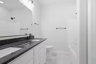 302 Evans St, Cleburne, TX 76031 - Photo 19