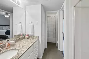 15151 Berry Trail, Dallas, TX 75248 - Photo 13