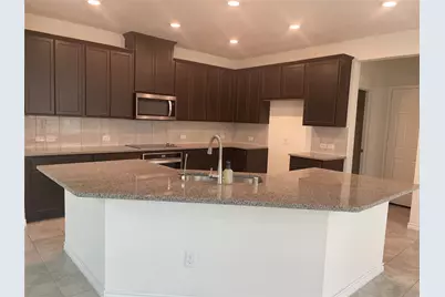 8921 Bison Creek Drive, Fort Worth, TX 76131 - Photo 3