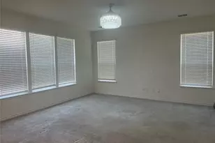 8921 Bison Creek Dr, Fort Worth, TX 76131 - Photo 9