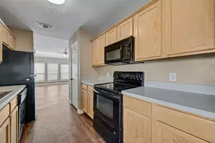 10504 Aransas Dr, Fort Worth, TX 76131 - Photo 9