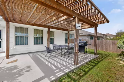 1933 E Dickey Drive, Dallas, TX 75051 - Photo 11
